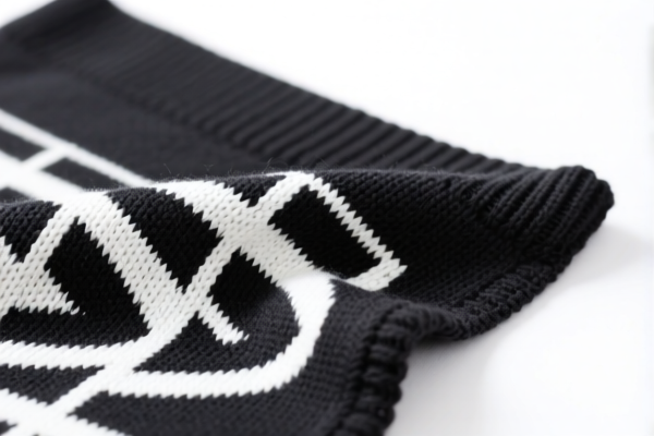 Printed synthetic knitted fabric (for home textiles)