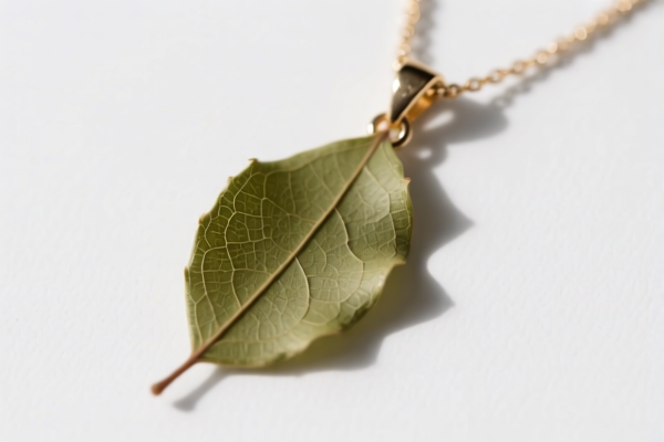 Image for leaf pendant